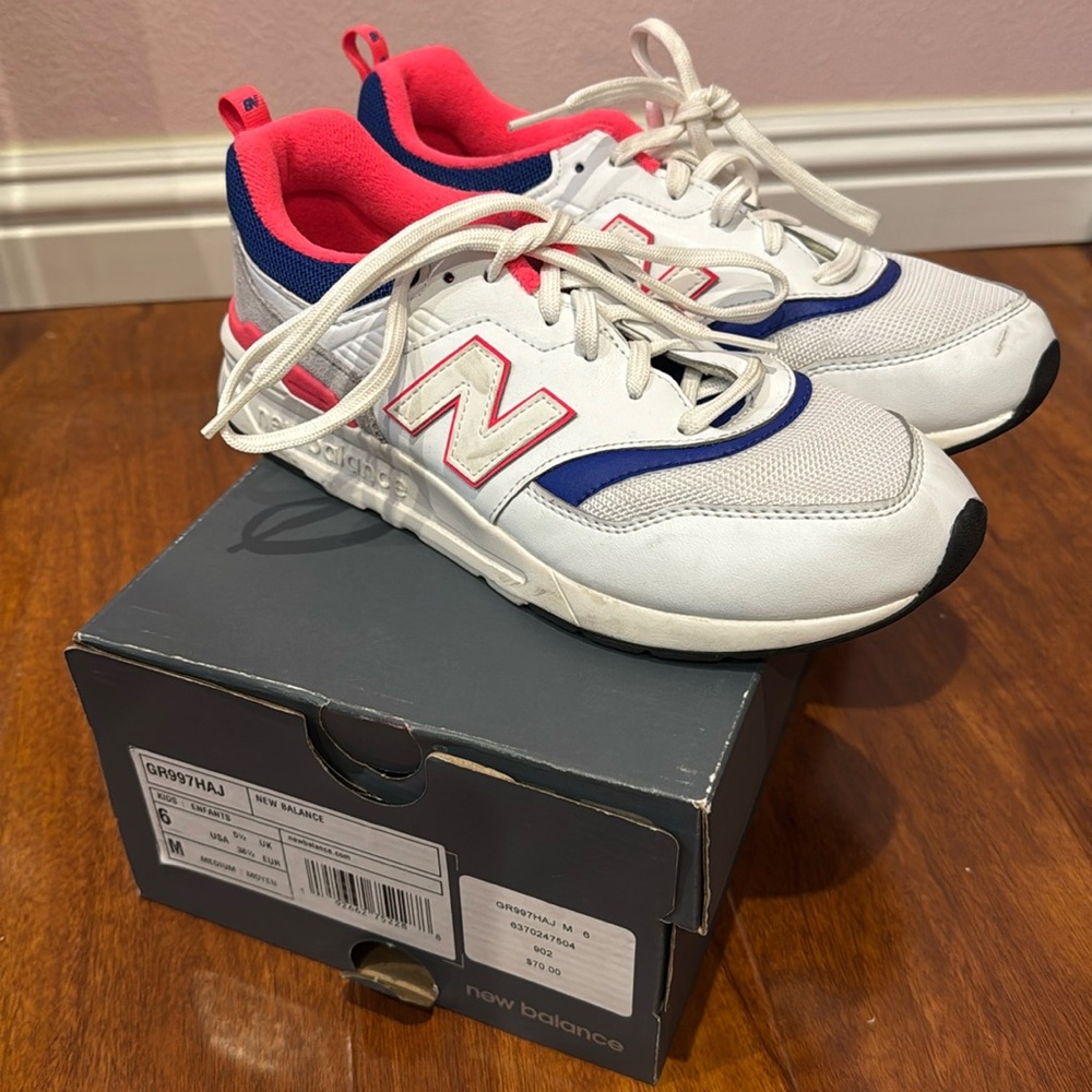 New Balance 997H Lifestyle Sneakers